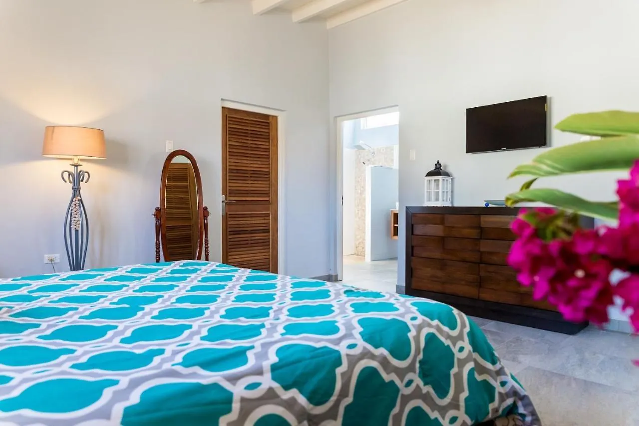 Malmok Beach Break Villa Palm Beach