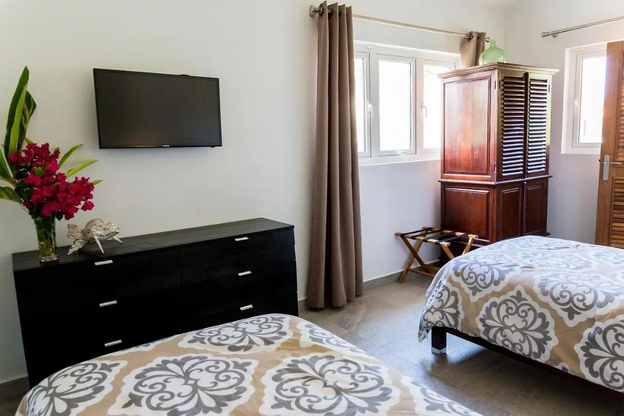 Malmok Beach Break Villa Palm Beach
